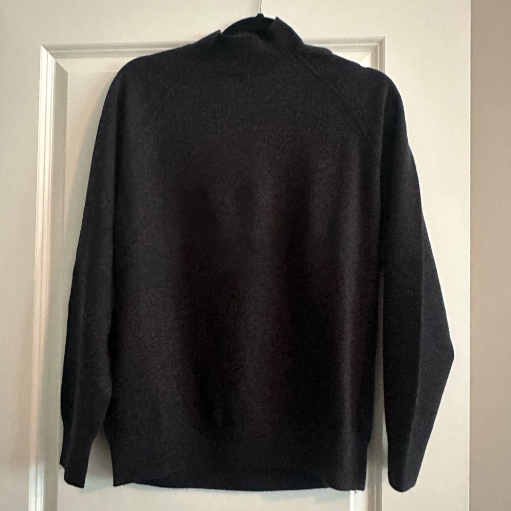 Club Monaco Dark Gray XL sweater